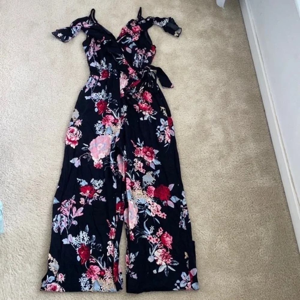 Xhilaration black and pink floral cold shoulder jumpsuit Size Medium